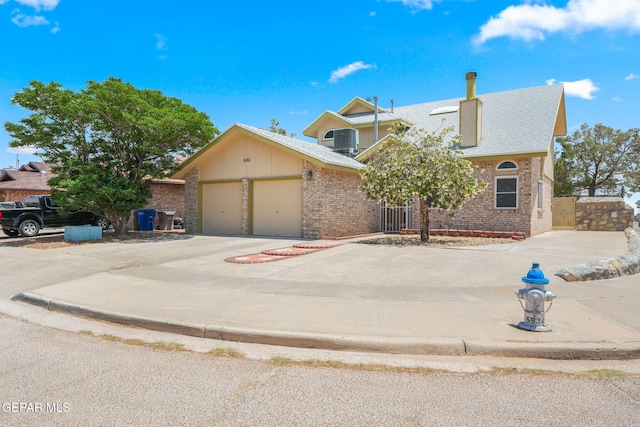 1640 Dennis Babjack Dr, El Paso, TX 79936 - traditional home featuring brick siding, driveway, and an attached garage