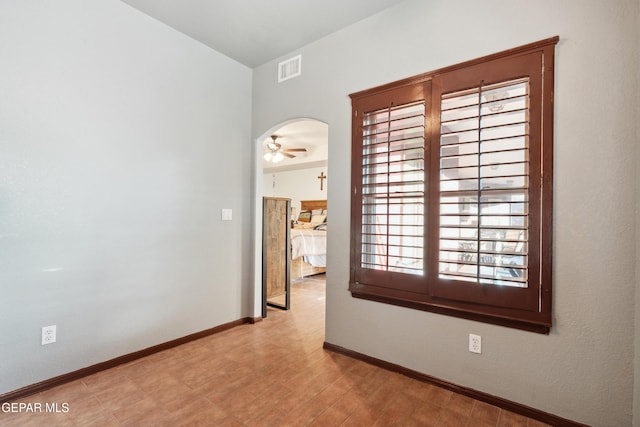 10819 Loma De Amor Ln, El Paso, TX 79934 - empty room with baseboards and a ceiling fan