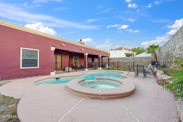 10819 Loma De Amor Ln, El Paso, TX 79934 - view of pool with a patio area and a pool with connected hot tub
