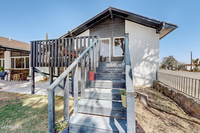 3104 Pagosa Ct, El Paso, TX 79904 - view of front of property with brick siding and a patio