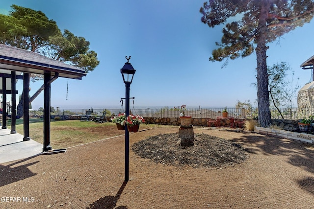 3104 Pagosa Ct, El Paso, TX 79904 - view of yard