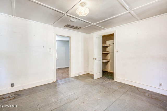 124 N Toledo Pl, El Paso, TX 79905 - empty room featuring baseboards and tile patterned floors