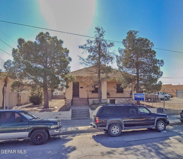 2526 Yandell Dr, El Paso, TX 79903 - view of front of house with stucco siding