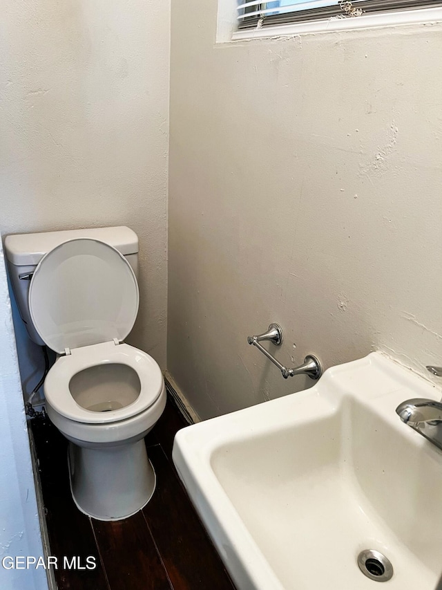 2526 Yandell Dr, El Paso, TX 79903 - bathroom with a sink and toilet