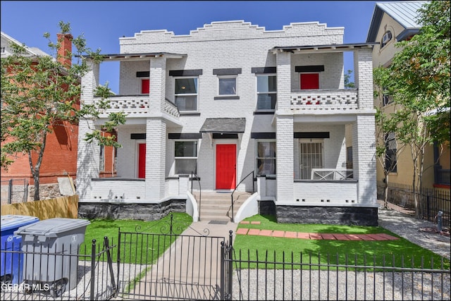 615 Arizona Ave, El Paso, TX 79902 - view of front facade featuring brick siding and a gate