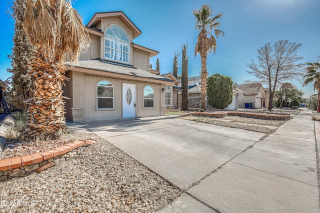 11513 Cree Ct, El Paso, TX 79936 - traditional-style house with driveway