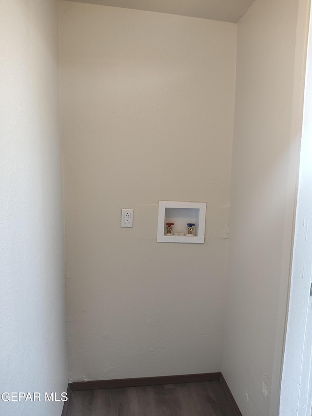 338 Maricela Dr, El Paso, TX 79915 - laundry area featuring hookup for a washing machine and dark wood finished floors