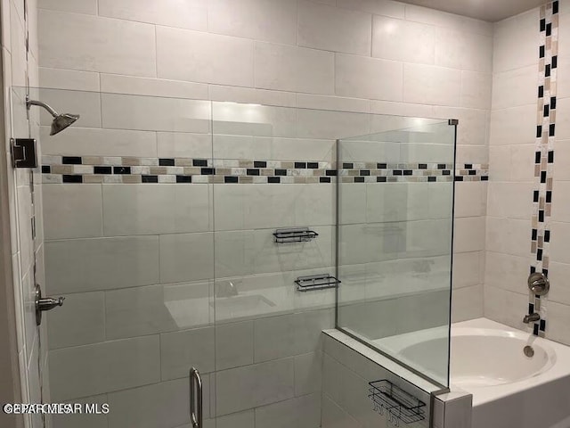 14772 John Mcneely Ave, El Paso, TX 79938 - bathroom featuring tiled shower / bath