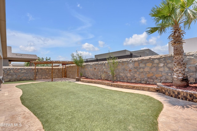 12776 Runway Ave, El Paso, TX 79928 - view of yard