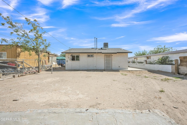 729 Delhi Dr, Socorro, TX 79927 - view of back of house