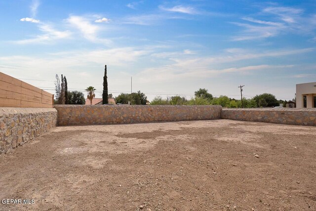 12036 Cotton Cloud Way, Socorro, TX 79927 - view of yard
