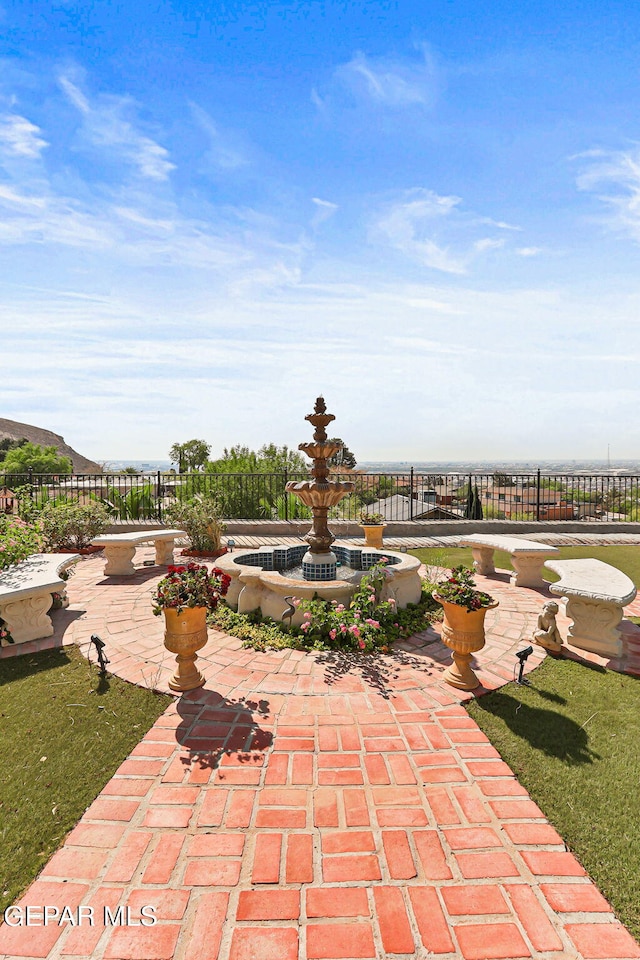 1428 Camino Alto Rd, El Paso, TX 79902 - view of patio