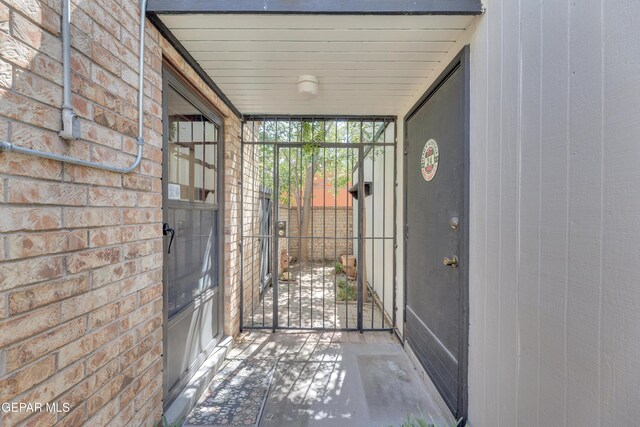 724 Gary Ln, El Paso, TX 79922 - exterior space