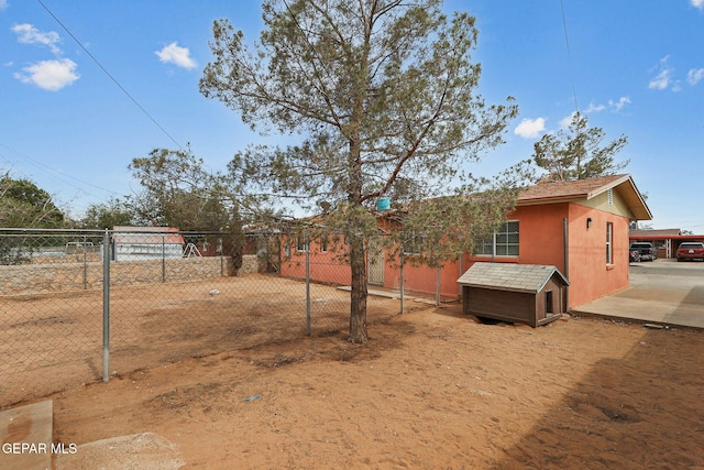 5609 Paradise Ln, El Paso, TX 79924 - view of yard featuring an outbuilding