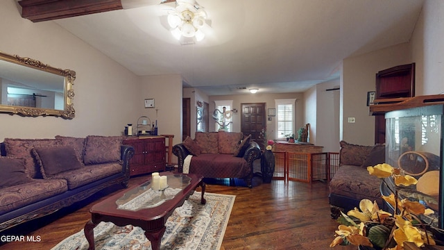 492 Country Oaks Dr, El Paso, TX 79932 - living room featuring wood finished floors, a ceiling fan, and vaulted ceiling