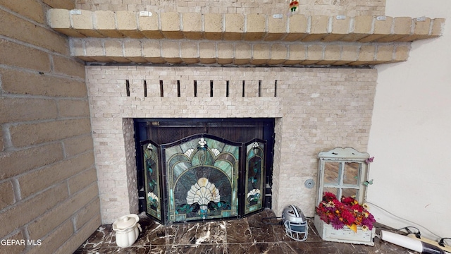 492 Country Oaks Dr, El Paso, TX 79932 - detailed view of a brick fireplace