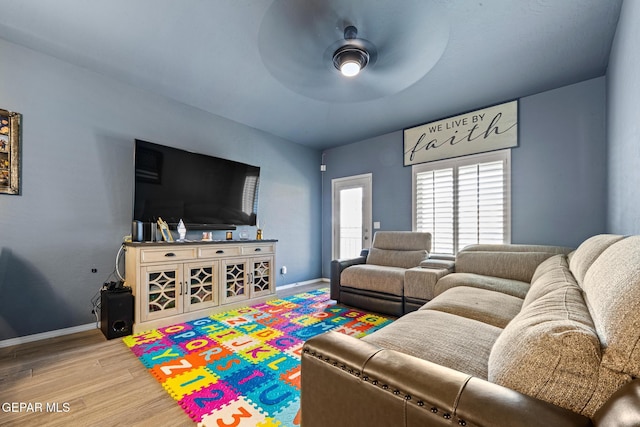 12805 Epsom Dr, Horizon City, TX 79928 - living room with wood finished floors, baseboards, and ceiling fan