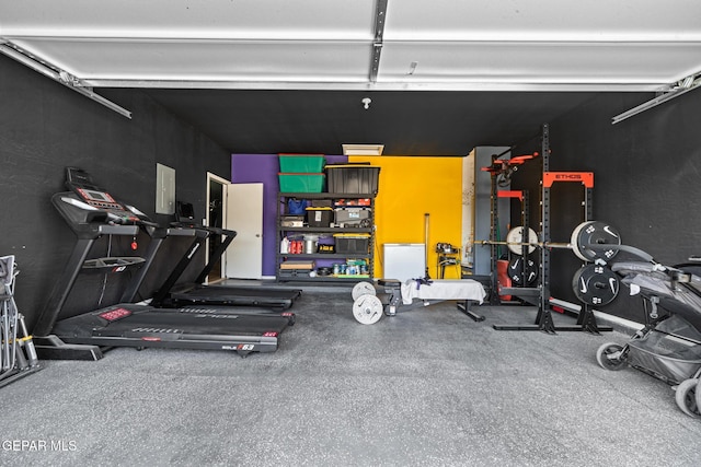 12805 Epsom Dr, Horizon City, TX 79928 - view of garage
