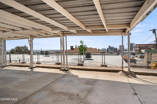1611 N Kansas St, El Paso, TX 79902 - view of patio