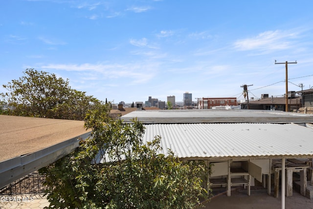 1611 N Kansas St, El Paso, TX 79902 - view of patio / terrace
