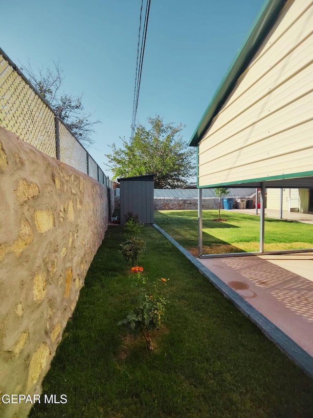 10077 Kirwood St, El Paso, TX 79924 - view of yard
