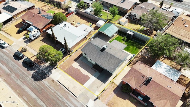 10077 Kirwood St, El Paso, TX 79924 - aerial view of residential area with property parcel outlined