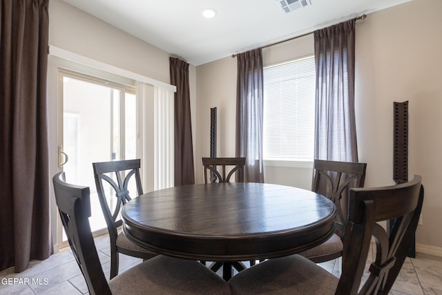 12301 Desert Heights Ct, El Paso, TX 79938 - dining space with baseboards