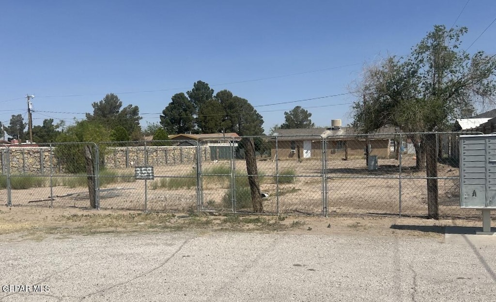 359 Hodaka Way, El Paso, TX 79927