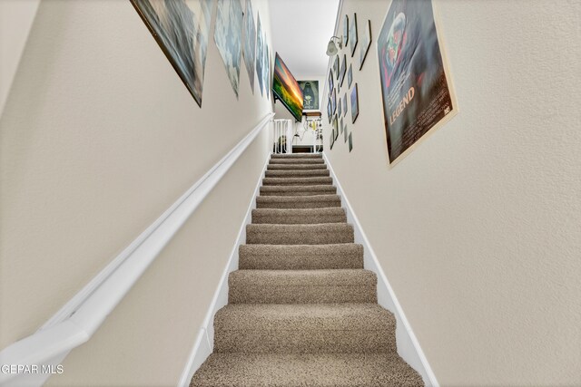 1033 Summer Lake St, Horizon City, TX 79928 - photo 8