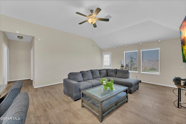 1033 Summer Lake St, Horizon City, TX 79928 - photo 15
