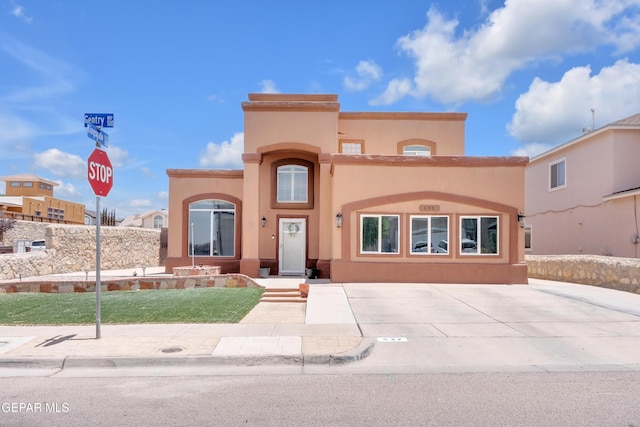 532 Gentry Way, El Paso, TX 79928 - mediterranean / spanish-style home featuring stucco siding