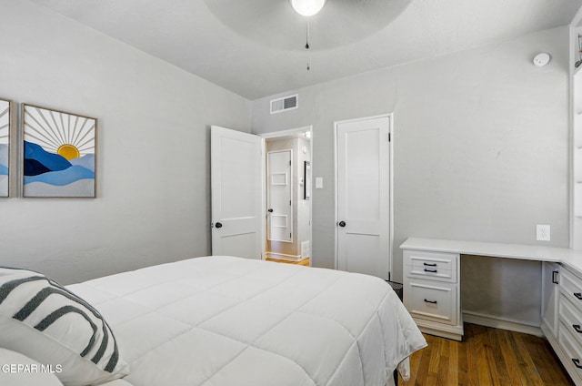 3408 Stanton St 233179, El Paso, TX 79902 - bedroom featuring dark wood-type flooring and a ceiling fan