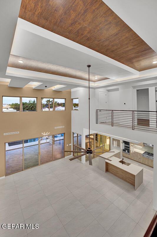 820 W Gate, El Paso, TX 79932 - common area with wooden ceiling and recessed lighting