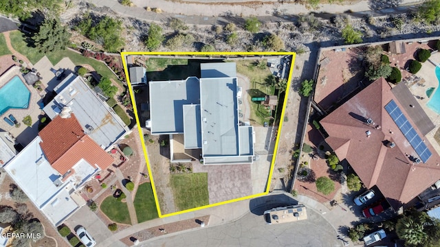 6008 Camino Alegre Dr, El Paso, TX 79912 - aerial view of property's location featuring property parcel outlined and a pool area