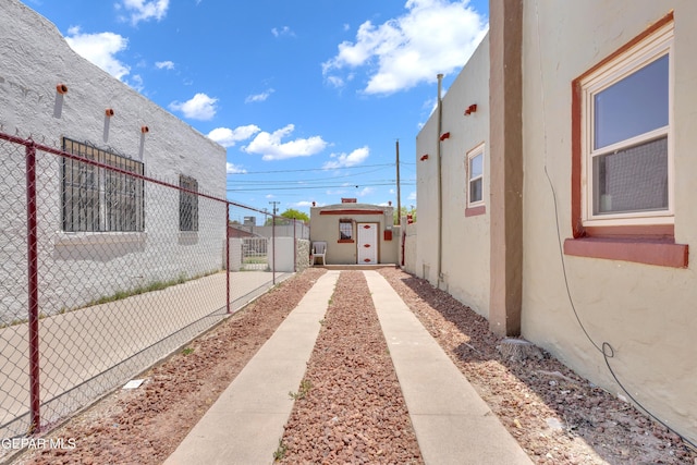 2312 Grant Ave, El Paso, TX 79930 - view of yard