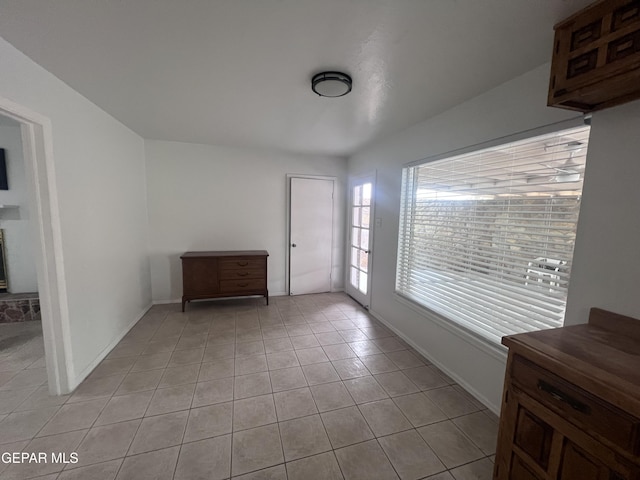318 Olivia Cir, El Paso, TX 79912 - unfurnished room with light tile patterned floors and baseboards