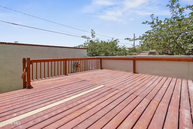 3100 Wheeling Ave, El Paso, TX 79930 - view of wooden deck
