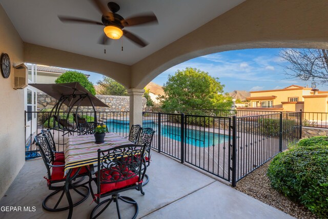 6308 Franklin Vis, El Paso, TX 79912 - view of patio featuring a ceiling fan
