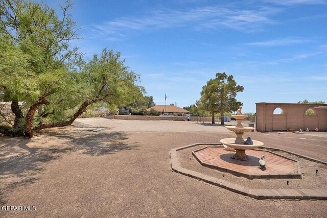 1126 Loma Verde Dr, El Paso, TX 79936 - view of asphalt road