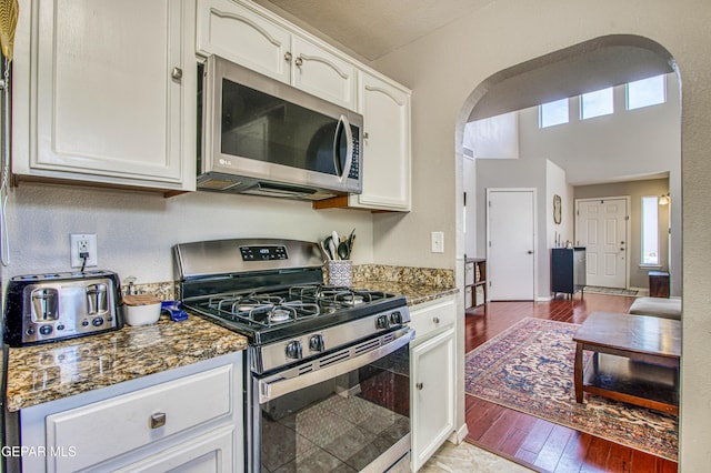 424 Cactus Crossing Dr, Horizon City, TX 79928 - photo 10