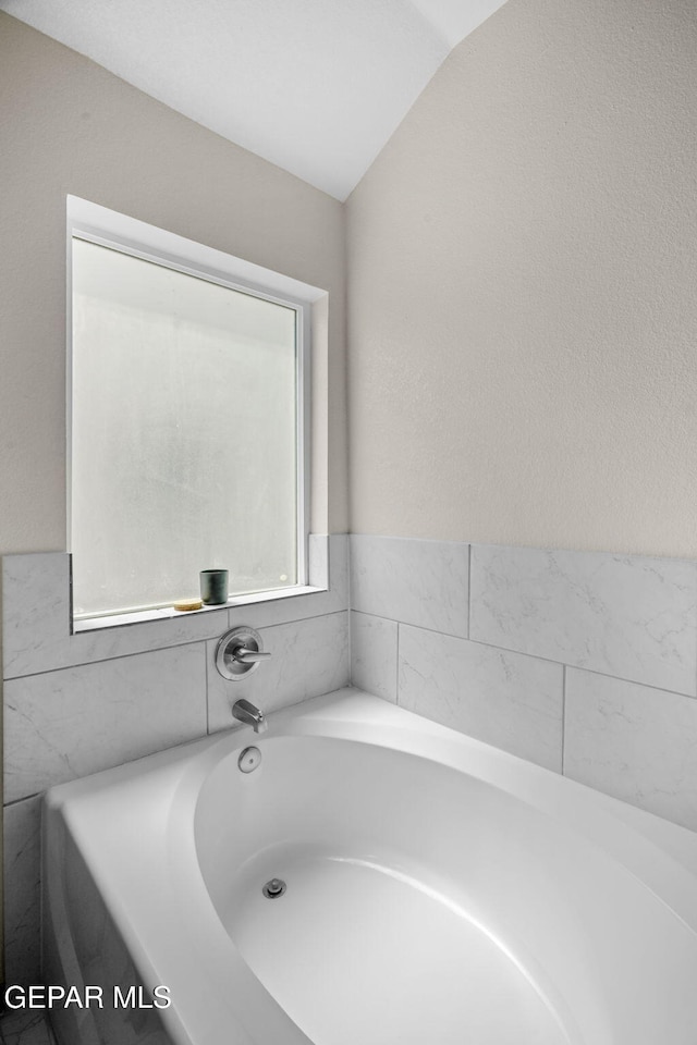 13804 Sky Ranger Ave, Horizon City, TX 79928 - bathroom featuring a bath
