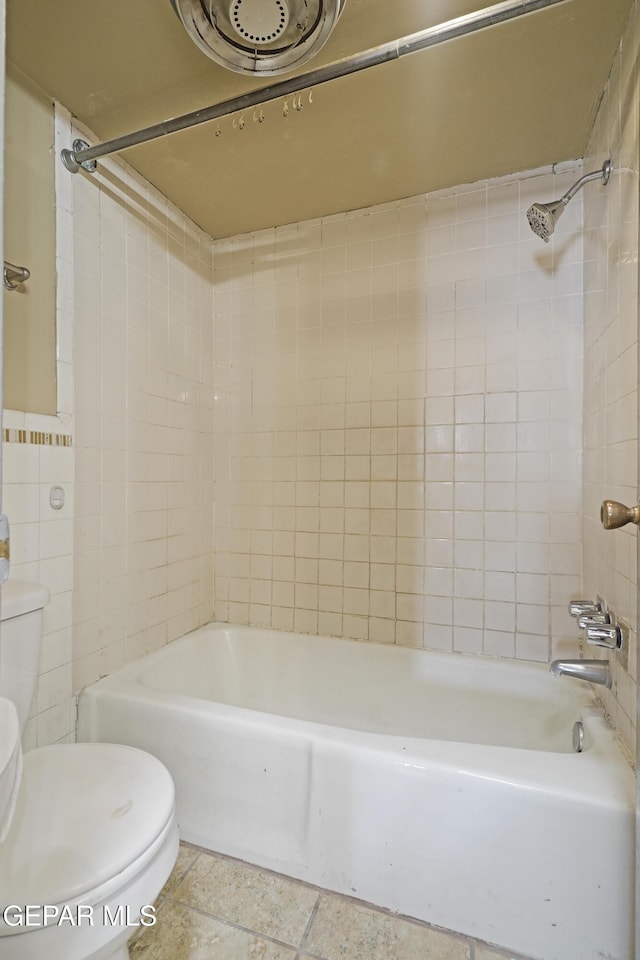 4112 Blackstone Ct, El Paso, TX 79922 - bathroom with toilet and  shower combination