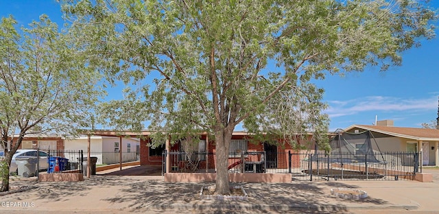5141 Mount Abbott Dr, El Paso, TX 79904 - photo 1