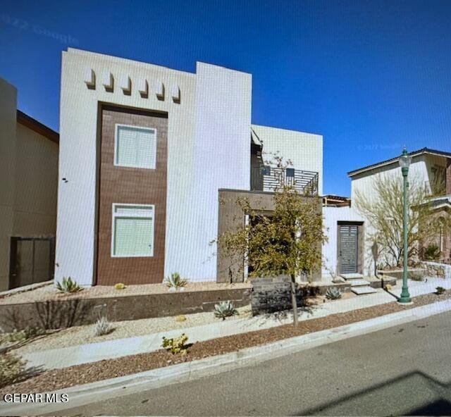 521 S Festival Dr, El Paso, TX 79912 - view of modern home