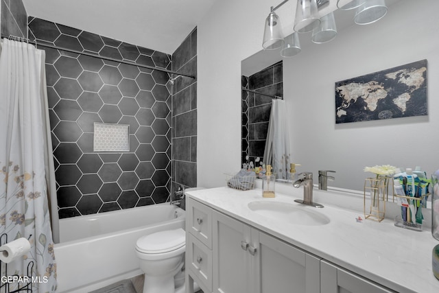 10109 Saigon Dr, El Paso, TX 79925 - full bathroom with vanity, shower / bath combo with shower curtain, and toilet