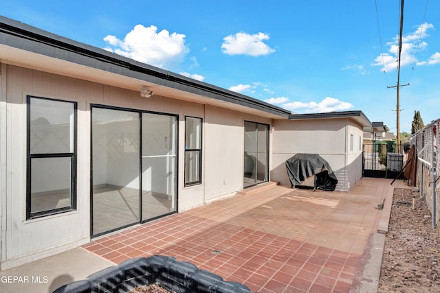 10109 Saigon Dr, El Paso, TX 79925 - view of patio