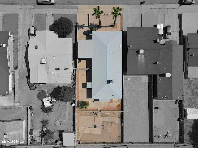 4013 Hueco Ave, El Paso, TX 79903 - aerial overview of property's location featuring property parcel outlined