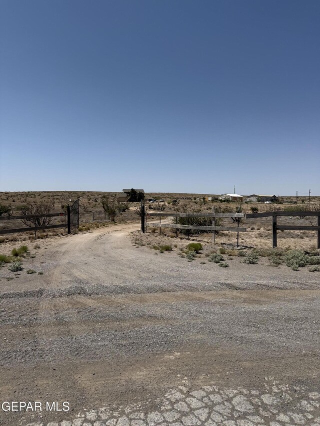 19610 Gary Lee Ave, El Paso, TX 79938 - photo 4