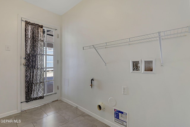 10321 Thor St, El Paso, TX 79924 - laundry area featuring gas dryer hookup, baseboards, and washer hookup