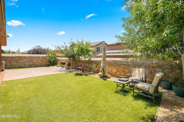 14382 Karen Point Ct, El Paso, TX 79938 - view of yard featuring a patio